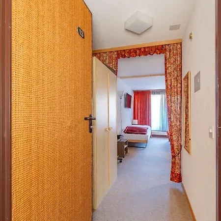 With Mountain View In The Vacation Center Apartament Diemtigen