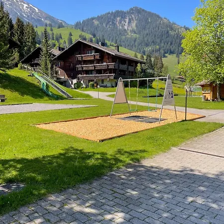 With Mountain View In The Vacation Center Apartment