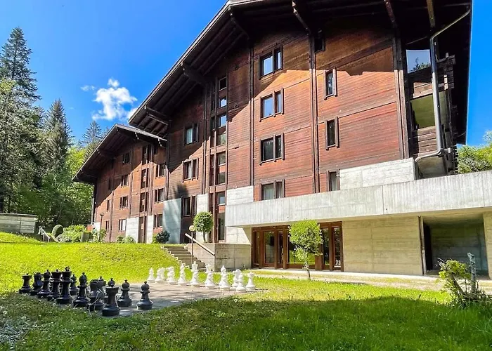 With Mountain View In The Vacation Center 아파트 *